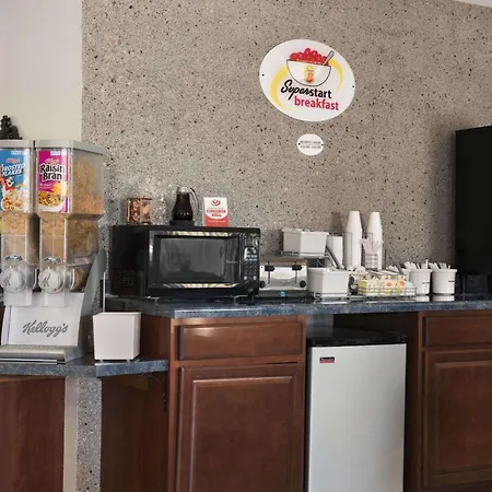 Super 8 By Wyndham Danville