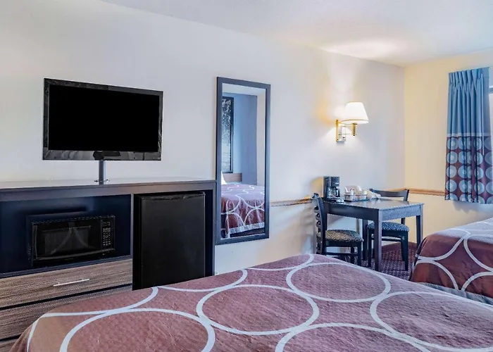 Super 8 By Wyndham 2*