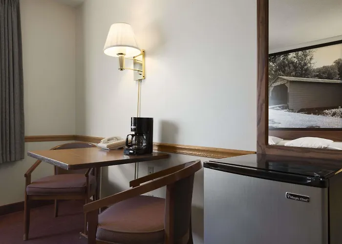 Motel Super 8 By Wyndham