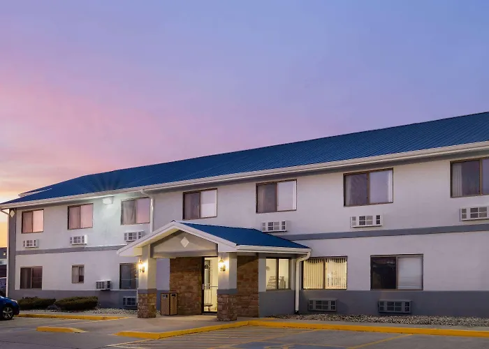 Super 8 By Wyndham Motel