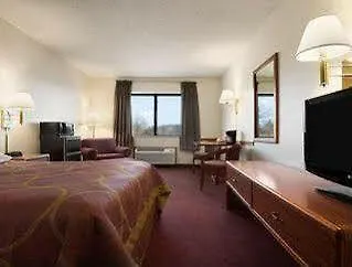 Super 8 By Wyndham Danville